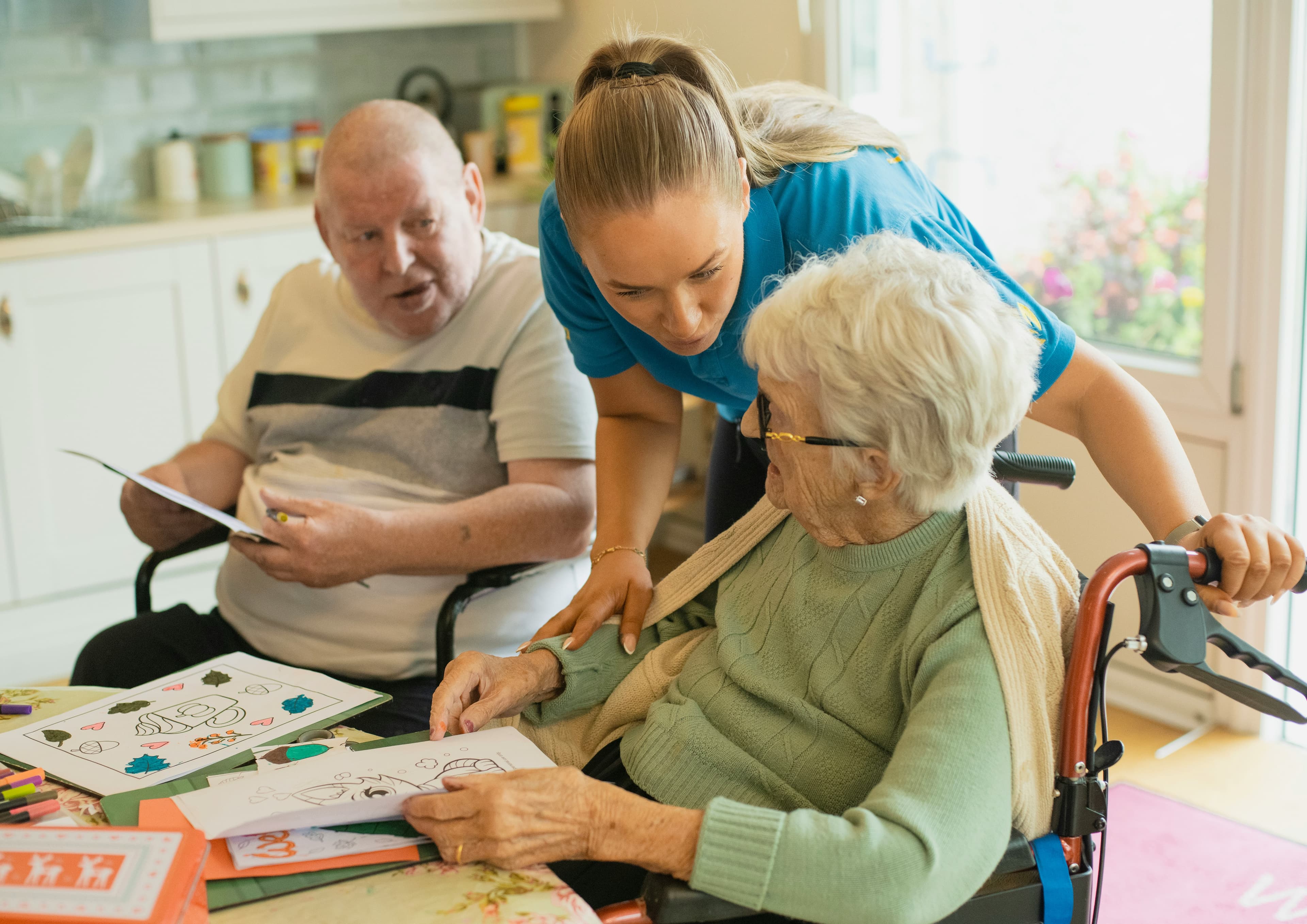 Home care não é desistir. É escolher cuidar de verdade.